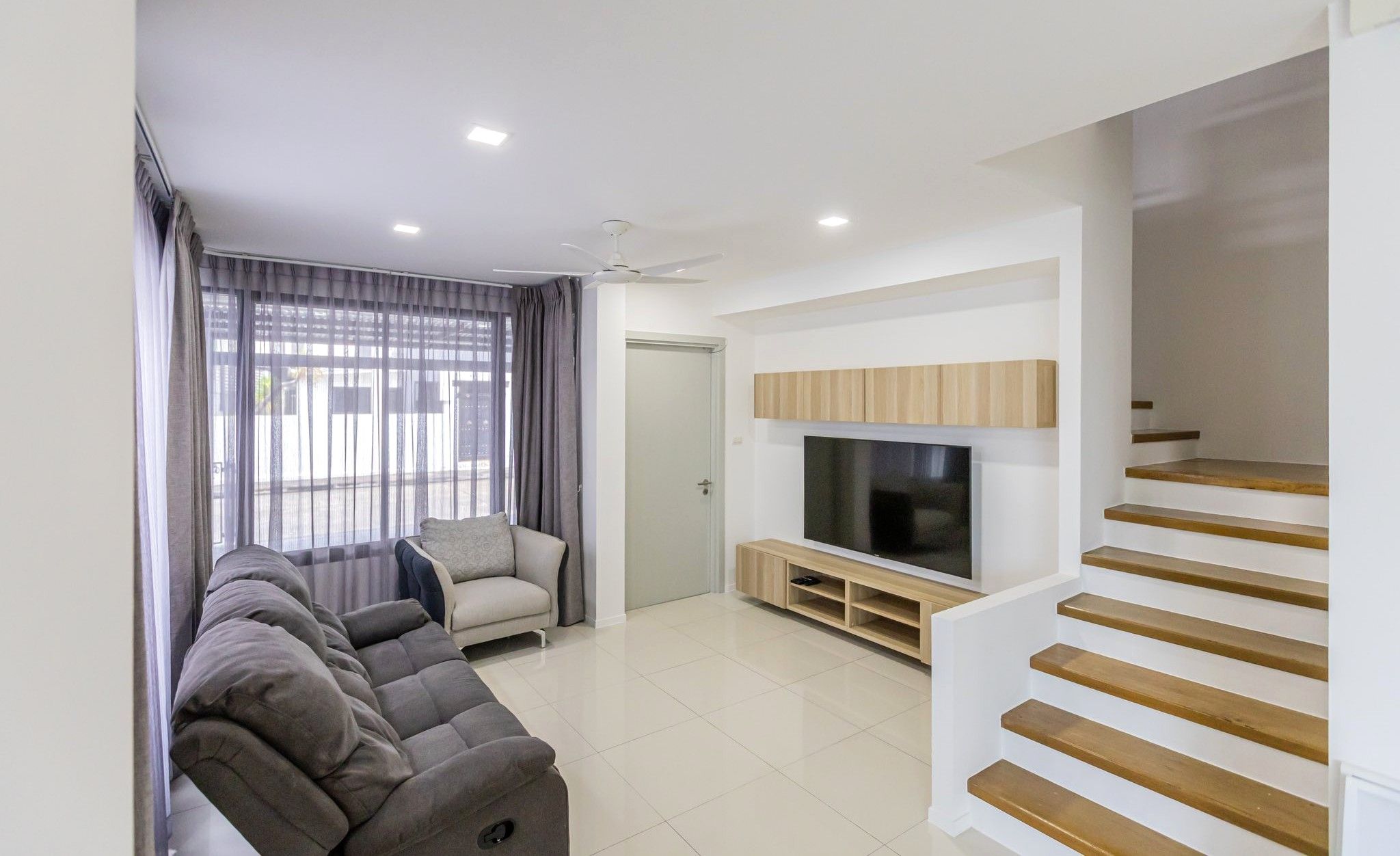 3 卧室 联排别墅 出租 在  - Image 2