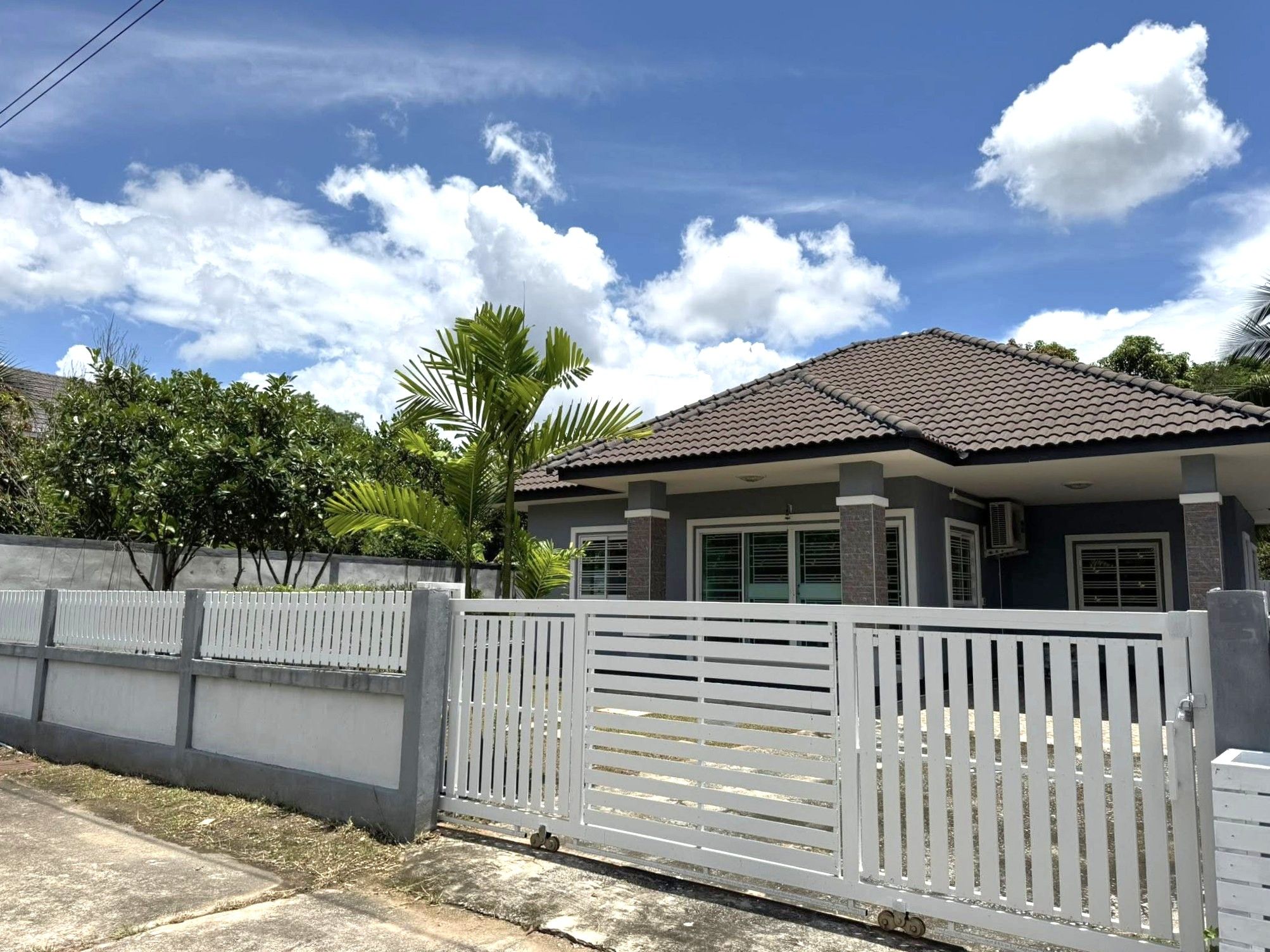 uploads/efe1bc97-da39-4732-9026-bc1cbf882b7a/dc82c4db-c600-4d0e-86b0-54fcfa2ede89