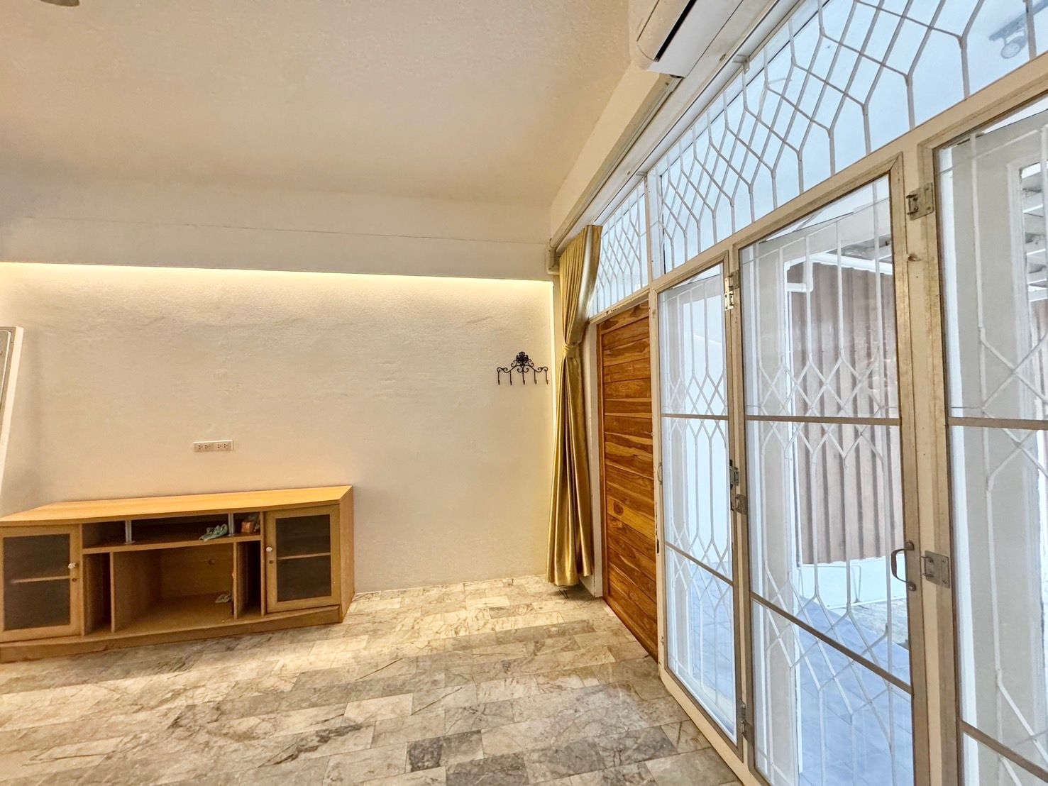 2 Bedroom Townhouse For Rent in Si Phum, Mueang Chiang Mai, Chiang Mai - Image 19