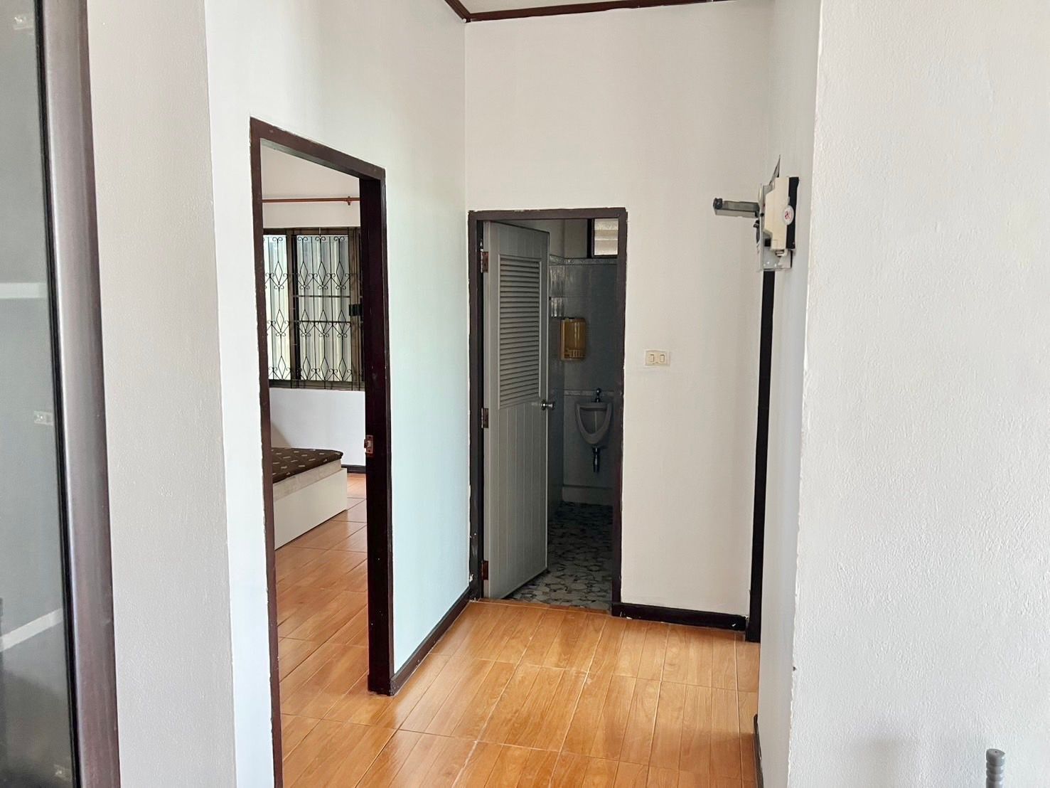 uploads/efe1bc97-da39-4732-9026-bc1cbf882b7a/dd59d464-c293-4983-aa90-5268b5d52204