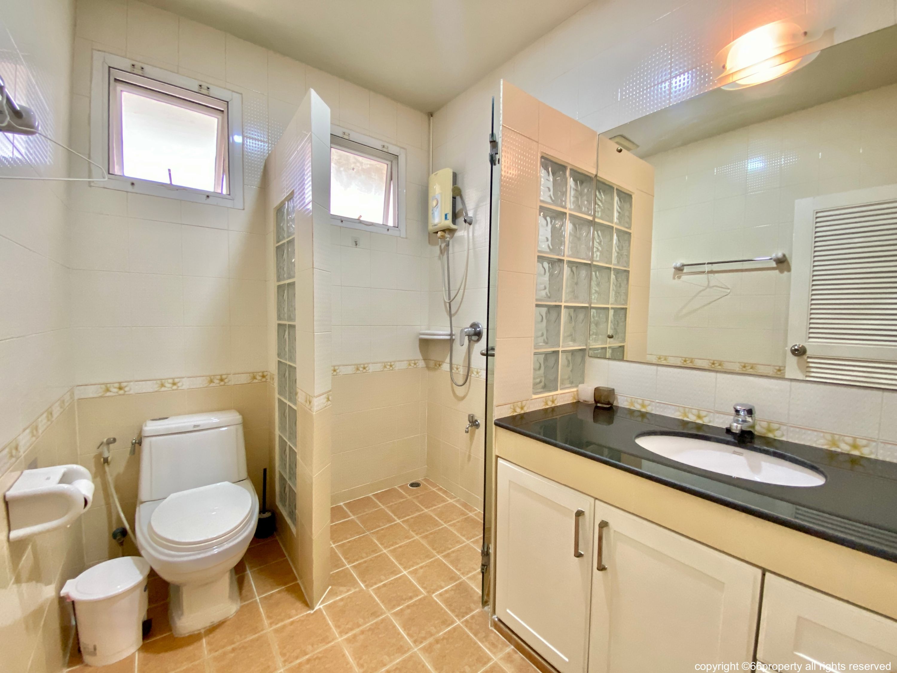 7 Bedroom House For Sale in Chai Sathan, Saraphi, Chiang Mai - Image 21