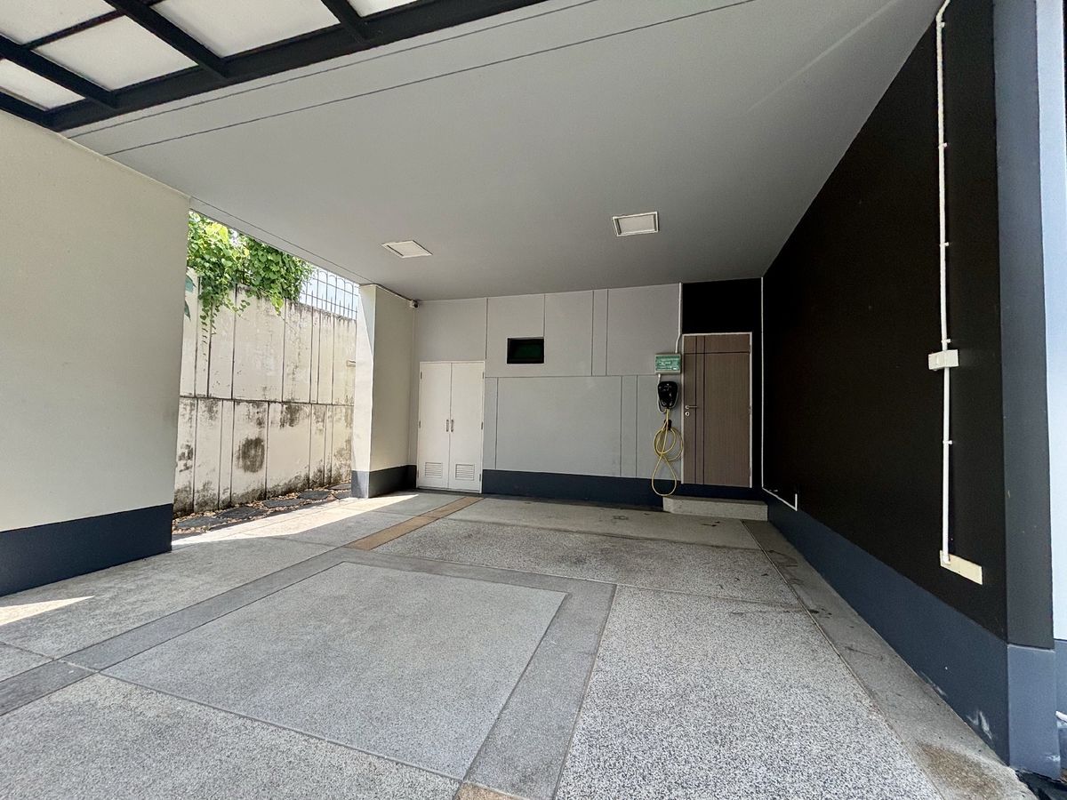 uploads/efe1bc97-da39-4732-9026-bc1cbf882b7a/de1cda57-9cbd-491a-99db-67a4a50a13dd