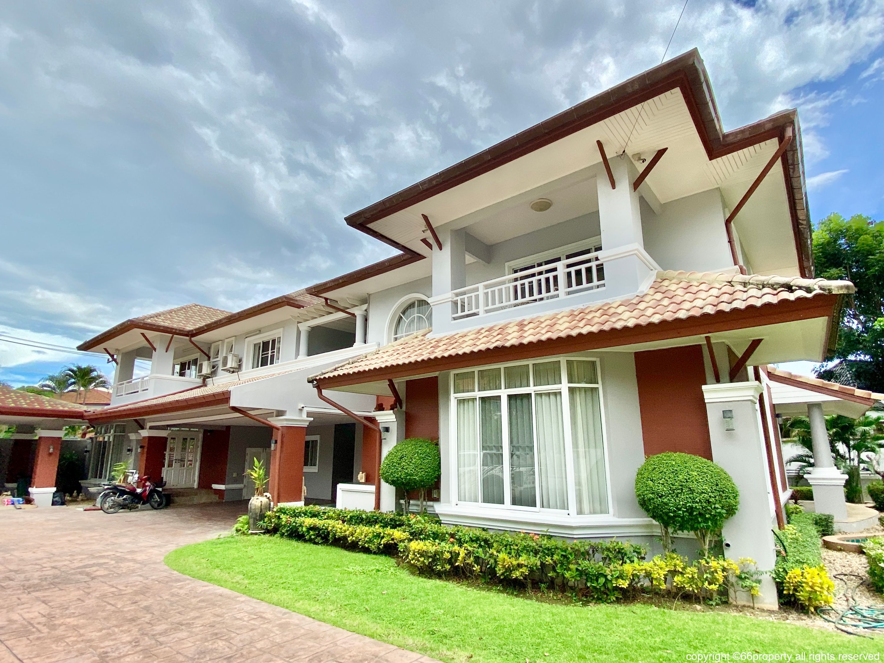 7 Bedroom House For Sale in Chai Sathan, Saraphi, Chiang Mai - Image 3