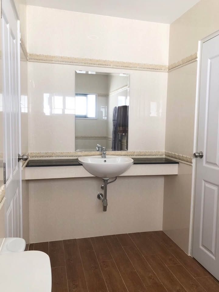 uploads/efe1bc97-da39-4732-9026-bc1cbf882b7a/df8d233a-2987-4e75-8da5-dcfcd9baeca7