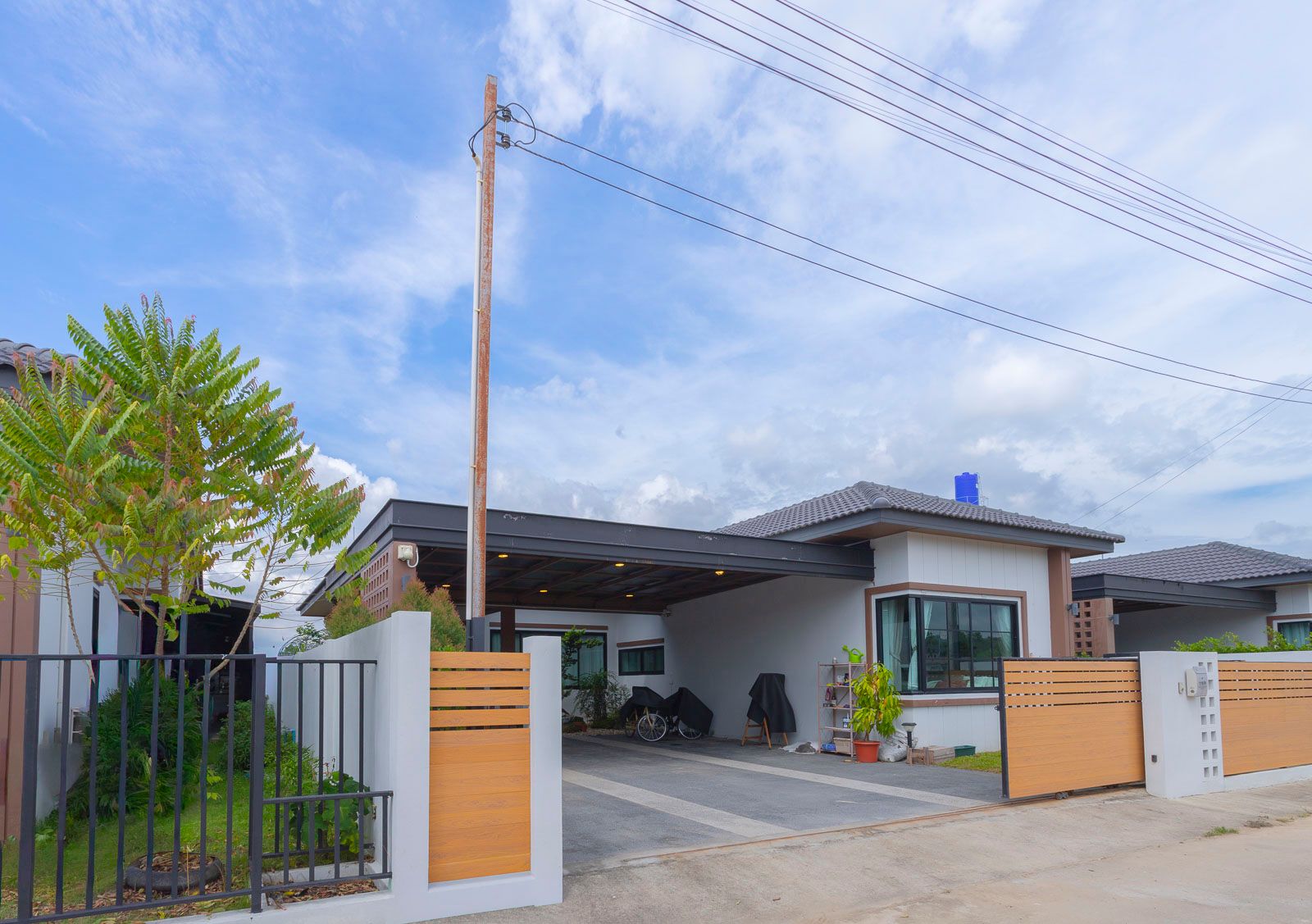 uploads/efe1bc97-da39-4732-9026-bc1cbf882b7a/dfdffe12-75b0-4629-9ca0-90745fbf7877