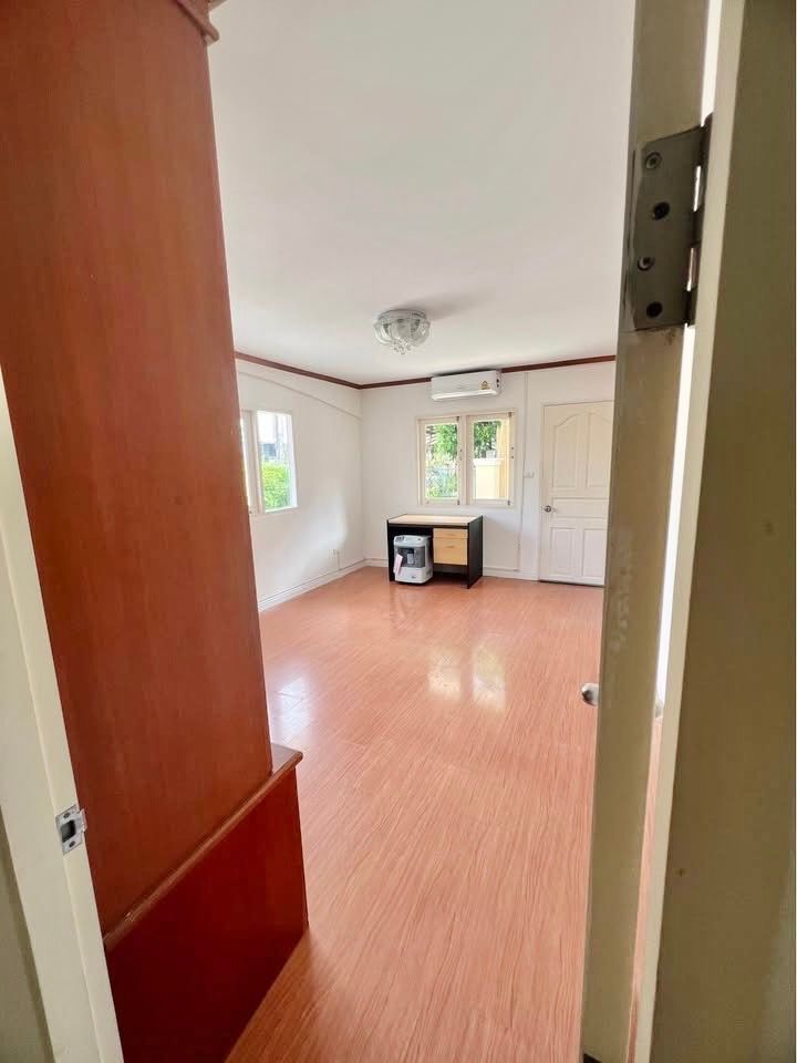 4 卧室 独立房屋 出租 在  - Image 17