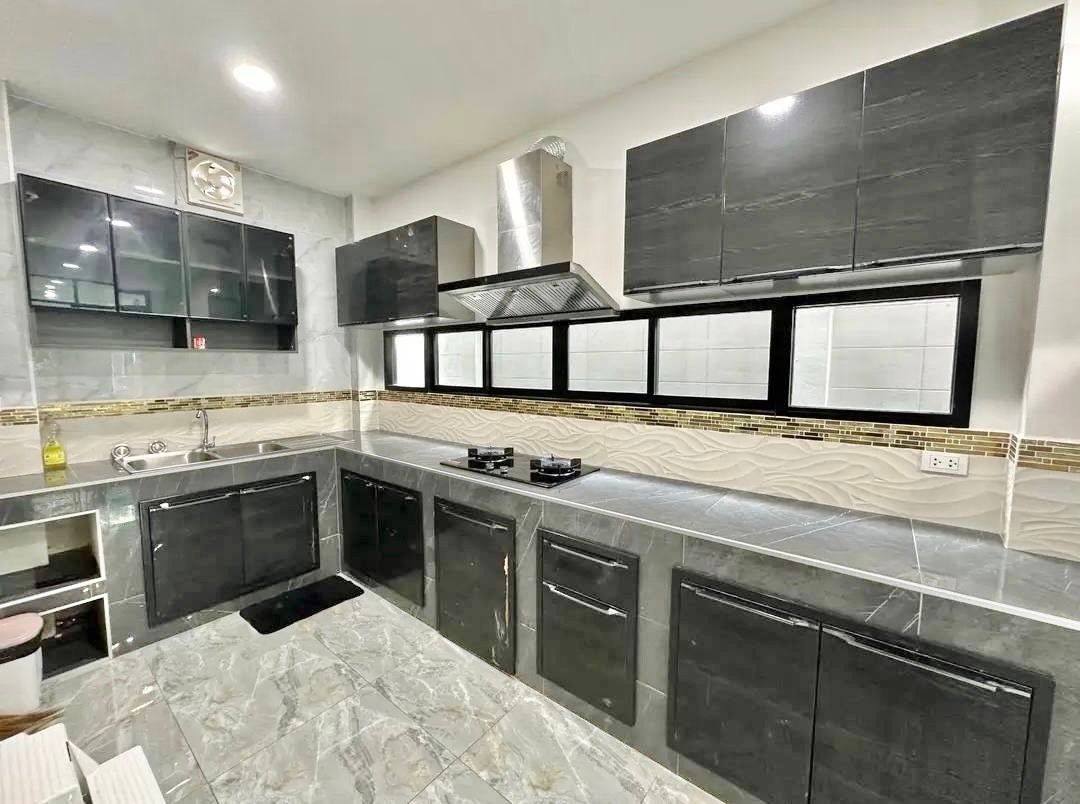 uploads/efe1bc97-da39-4732-9026-bc1cbf882b7a/e1a80c46-cee5-4aef-bef0-a3f67b8eaea1