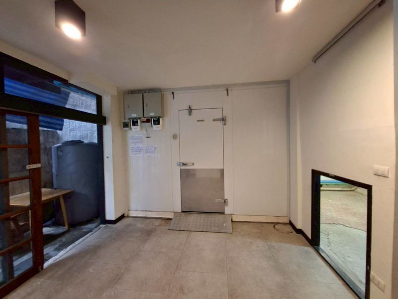 uploads/efe1bc97-da39-4732-9026-bc1cbf882b7a/e2fb3f2c-607b-488c-93bf-318f82f89d9d