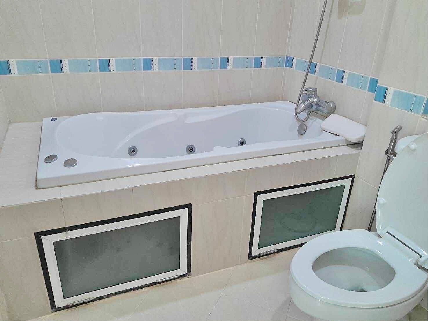 uploads/efe1bc97-da39-4732-9026-bc1cbf882b7a/e46f1688-1fc7-416b-9091-b1f08a866ddf