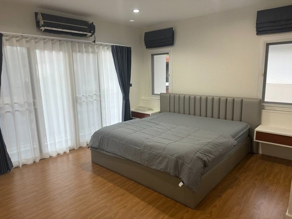 The Urbana 1  - Image 6