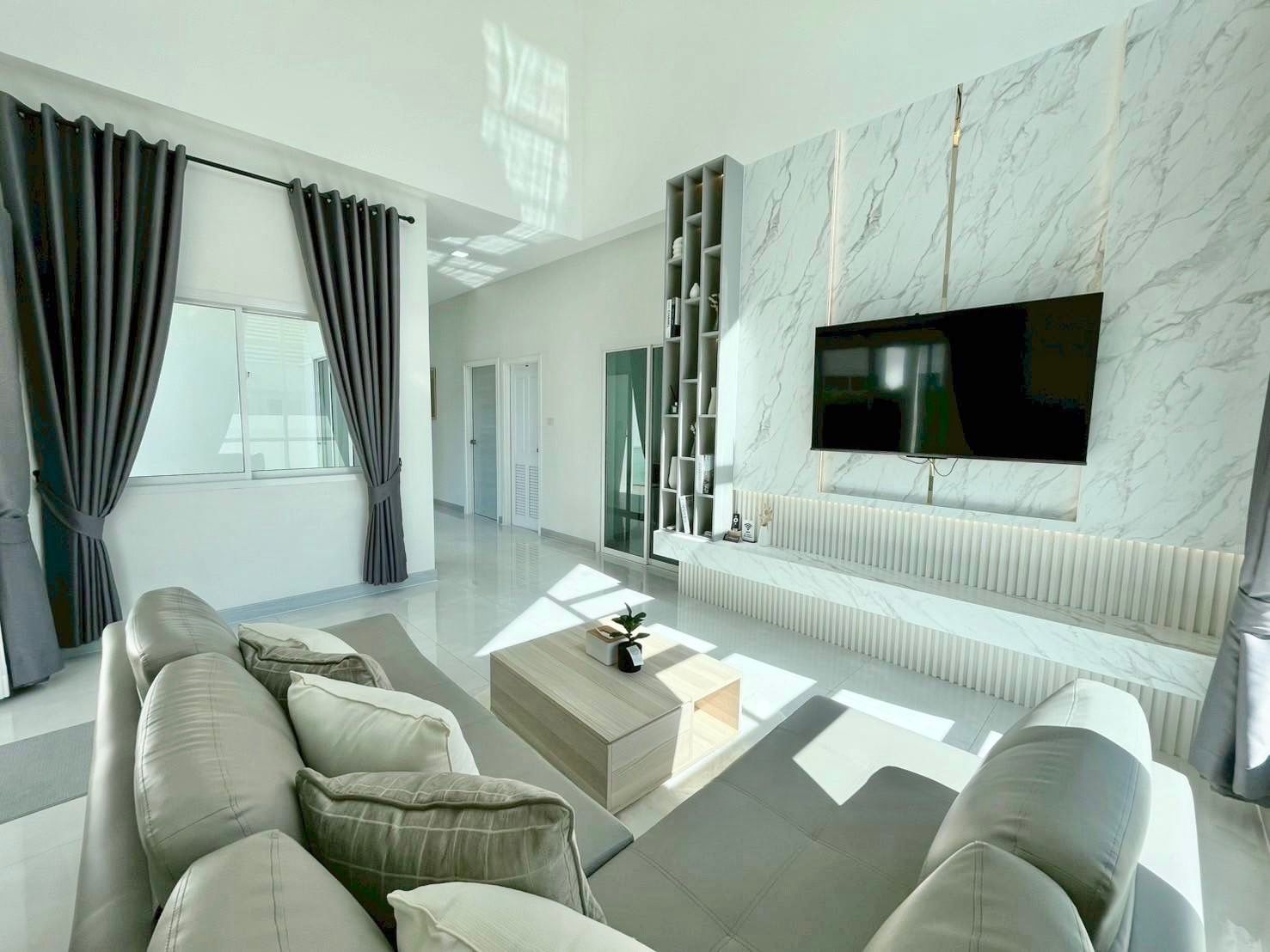 uploads/efe1bc97-da39-4732-9026-bc1cbf882b7a/e753c594-10bf-4df7-9da3-f07e1e415745