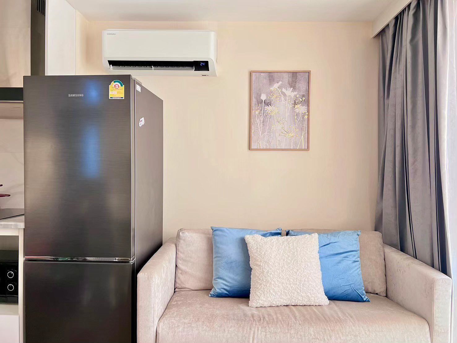 uploads/efe1bc97-da39-4732-9026-bc1cbf882b7a/e996d81e-a476-43e9-b415-1adb2b054313