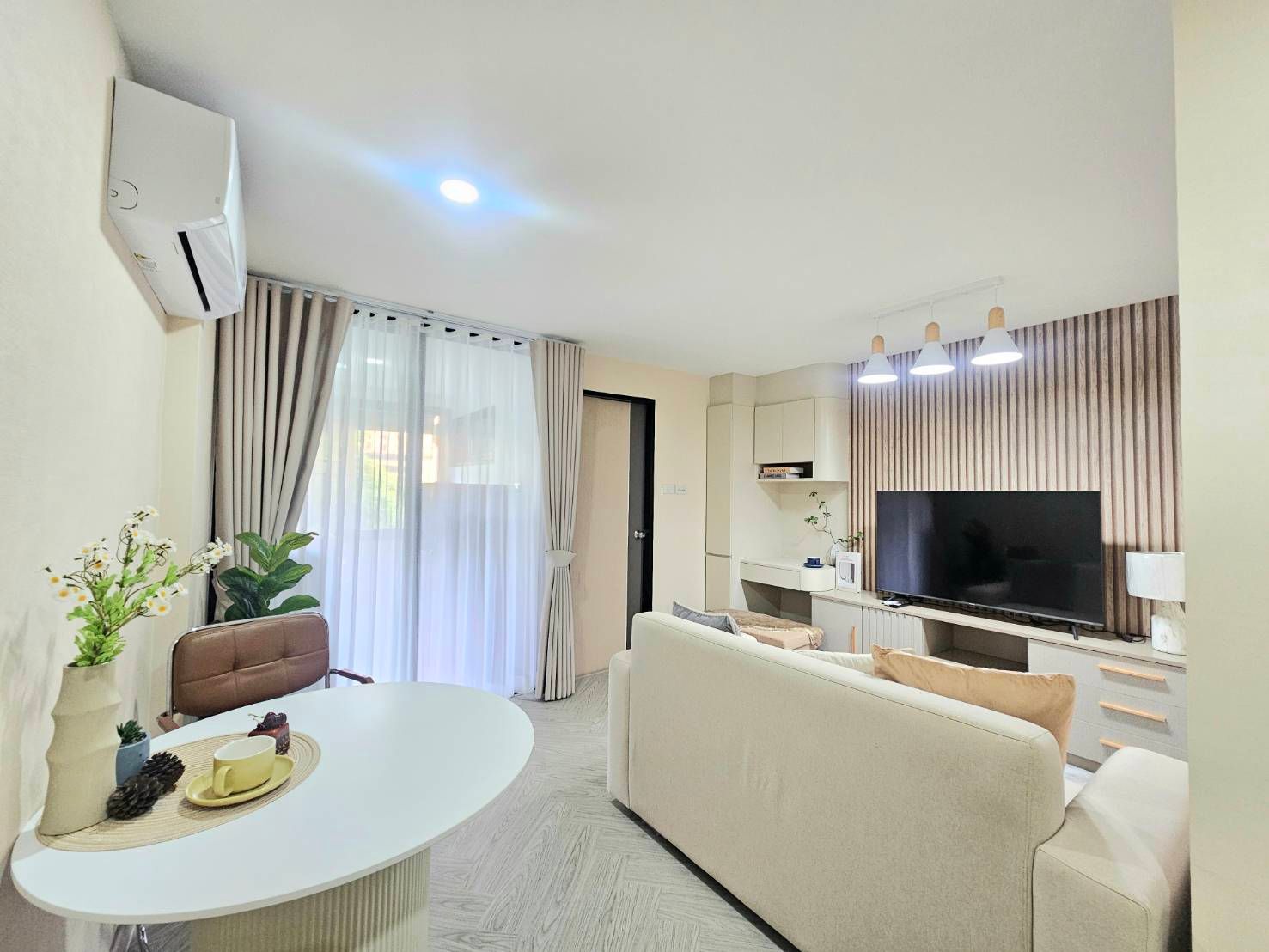 ศรีธนา คอนโดมิเนียม 2 - Image 1