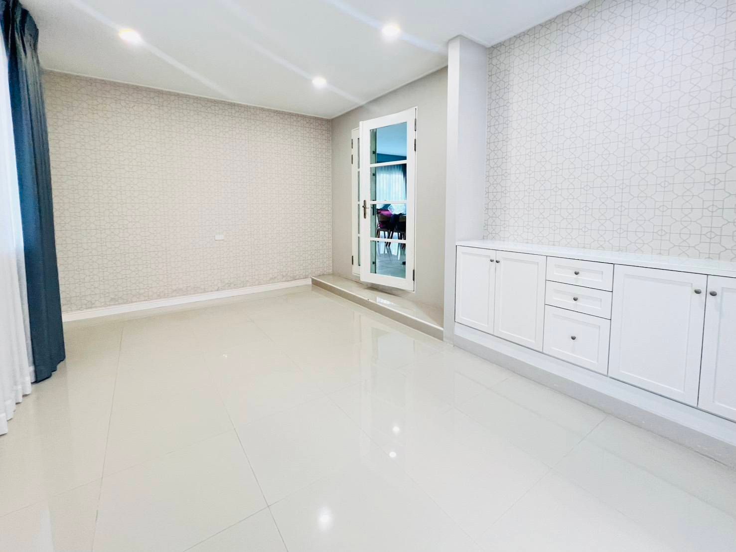 uploads/efe1bc97-da39-4732-9026-bc1cbf882b7a/eaa1511e-b45d-4903-8d92-f141d296832f