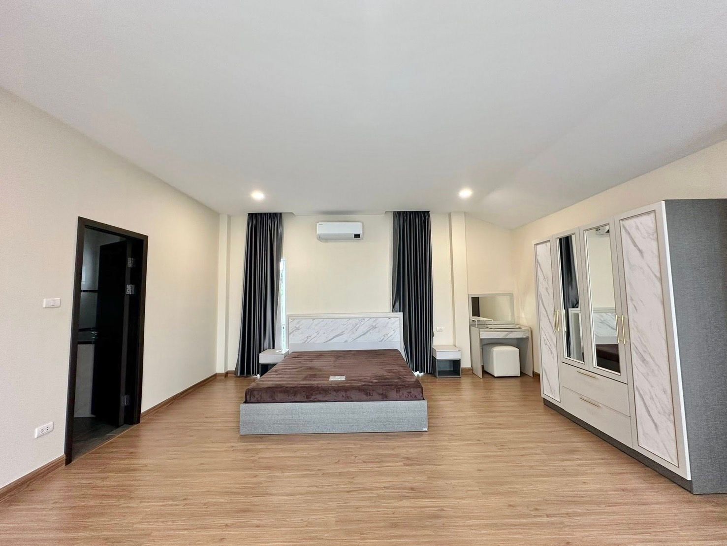 uploads/efe1bc97-da39-4732-9026-bc1cbf882b7a/ebaac0fa-d15c-4b1e-a893-a7485d131801