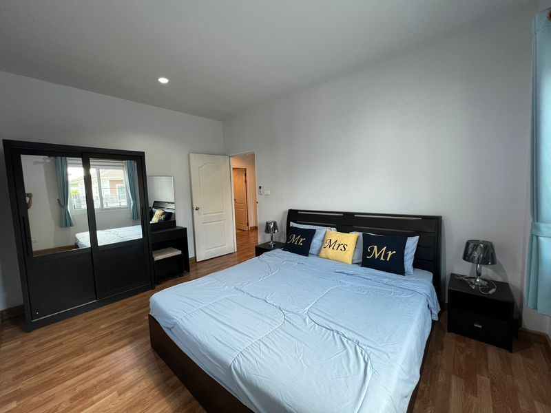 4 卧室 独立房屋 出租 在  - Image 9