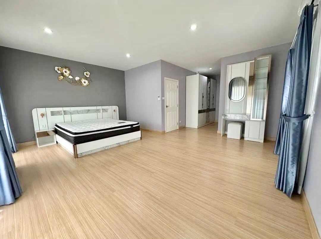 uploads/efe1bc97-da39-4732-9026-bc1cbf882b7a/ec772f5c-2974-4b1e-a5a7-da675635d563