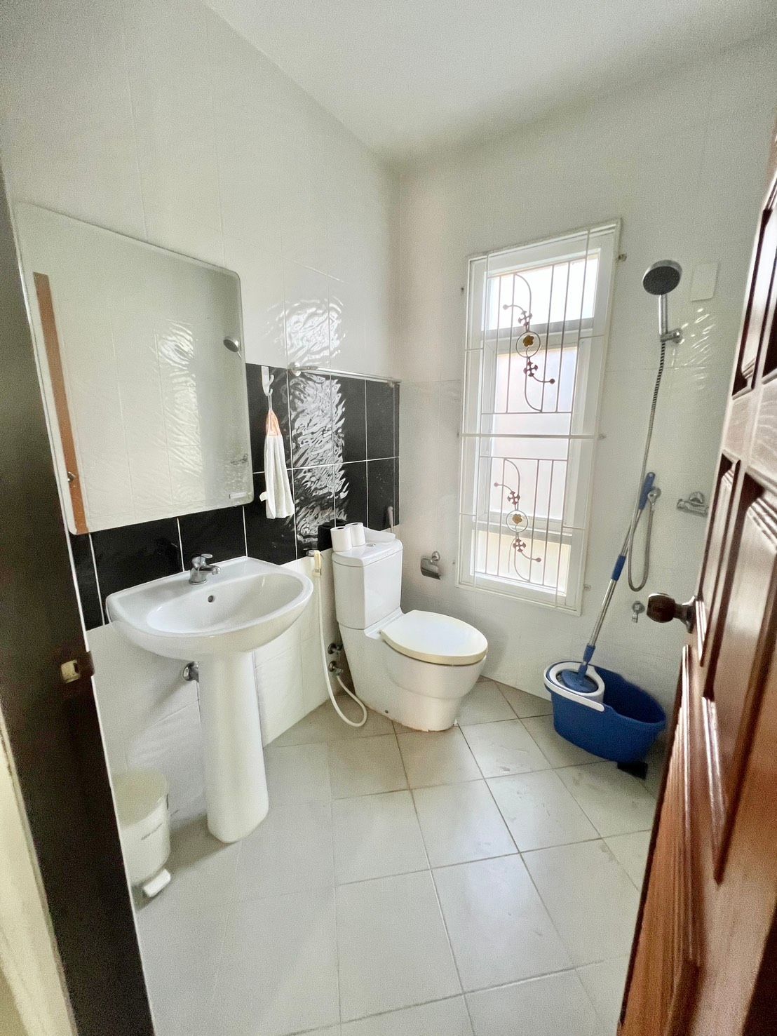 uploads/efe1bc97-da39-4732-9026-bc1cbf882b7a/ec85b516-d076-4f2d-92dd-79a6b8dcd89b