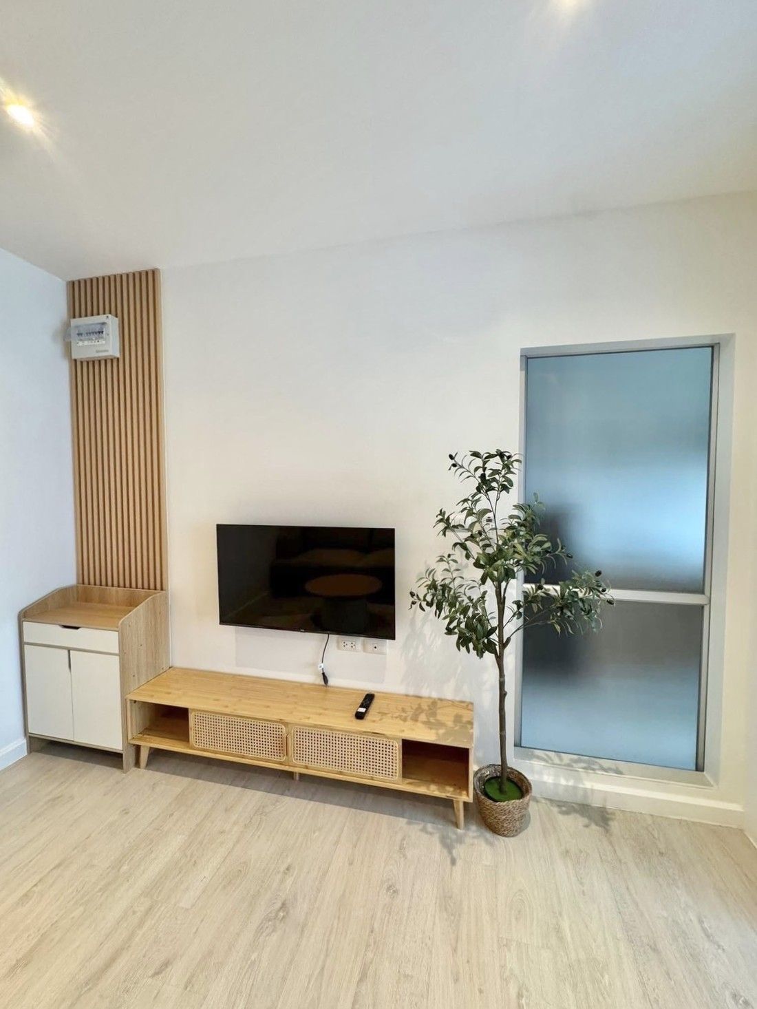 1 卧室 公寓 出售 在  - Image 2