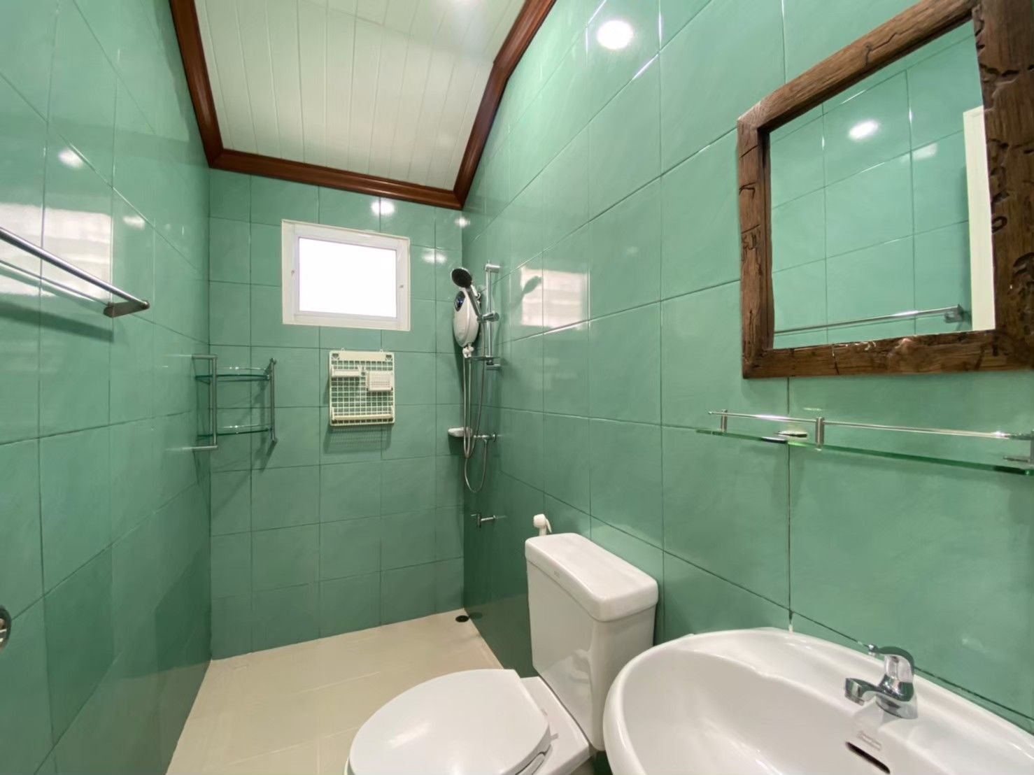 uploads/efe1bc97-da39-4732-9026-bc1cbf882b7a/ed112249-40b0-4a8b-ac72-0c302d2fa1f6