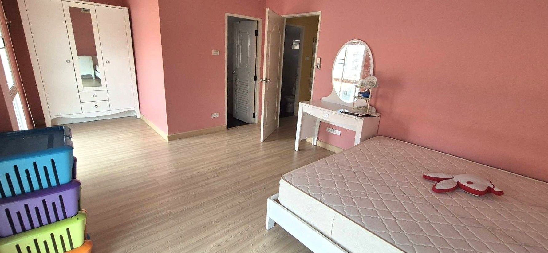 3 卧室 独立房屋 出租 在  - Image 4