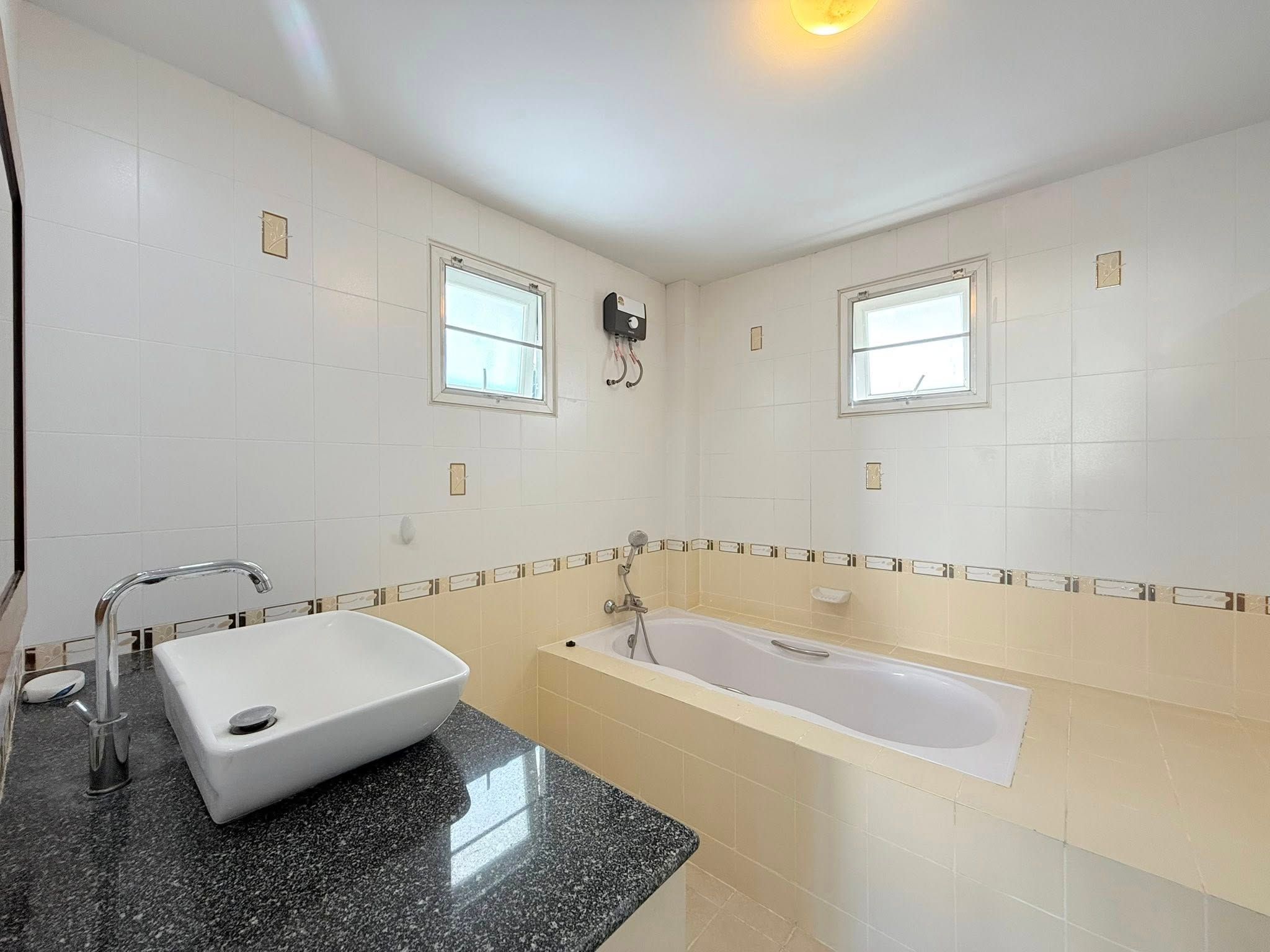 uploads/efe1bc97-da39-4732-9026-bc1cbf882b7a/f25274de-4d35-4977-98af-ea7bb9a4bd2e