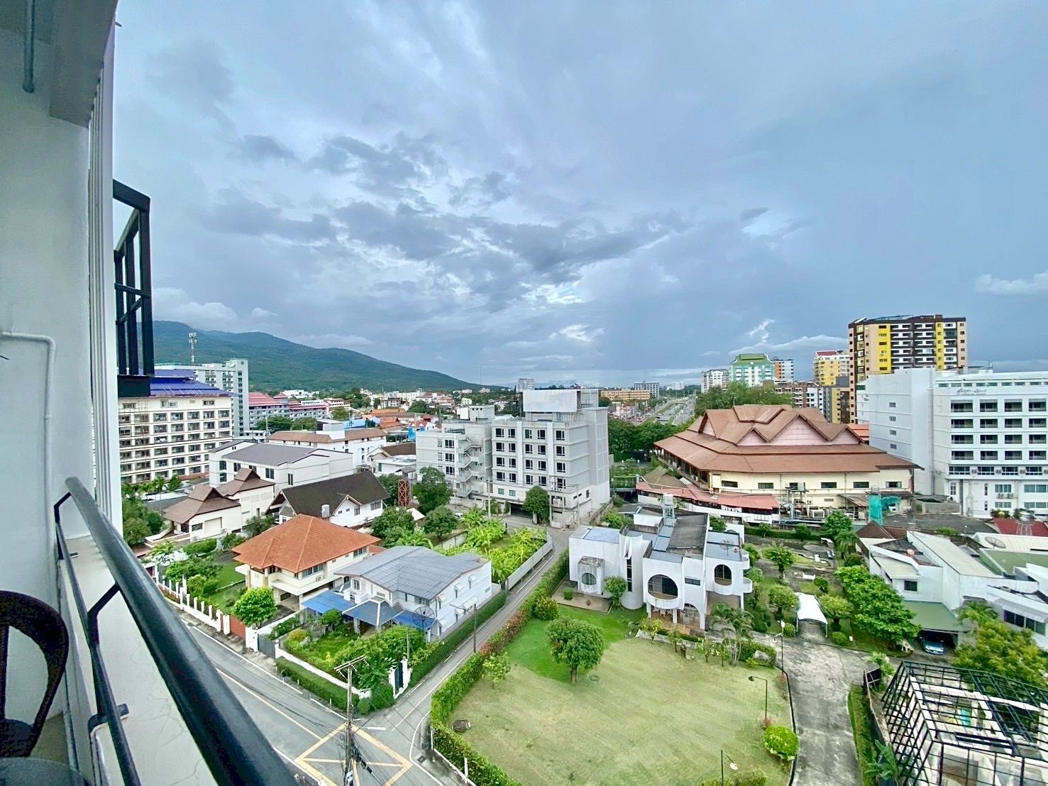 3 卧室 公寓 出租 在  - Image 13