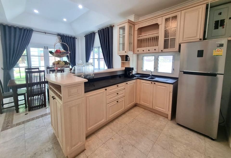 7 卧室 独立房屋 出售 在  - Image 6