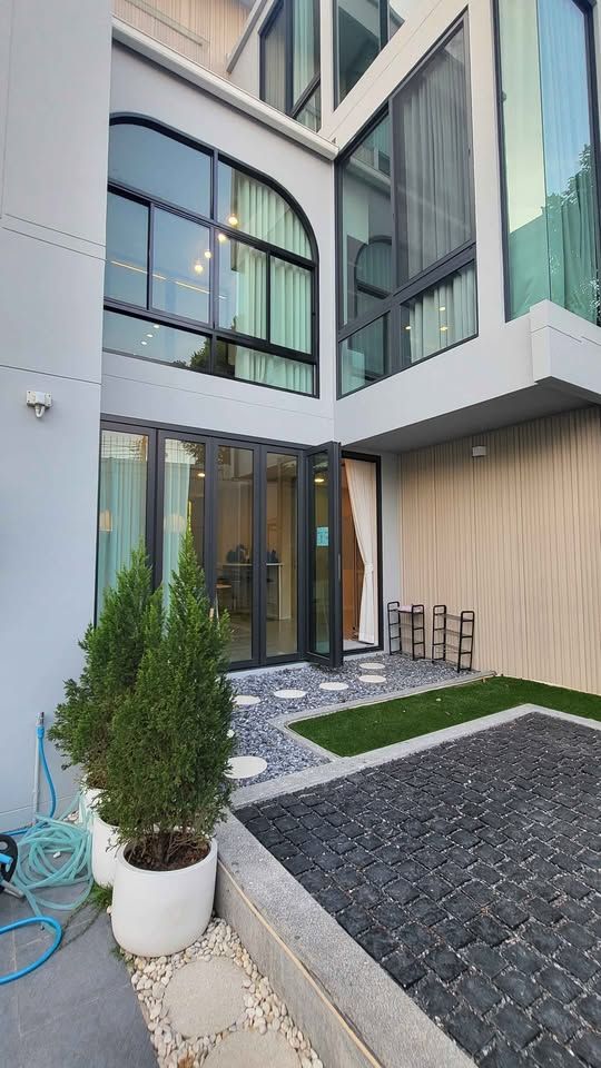 วีเว่ กรุงเทพกรีฑา - Image 21