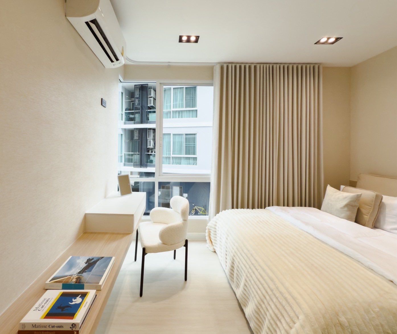 1 卧室 公寓 出售 在  - Image 2