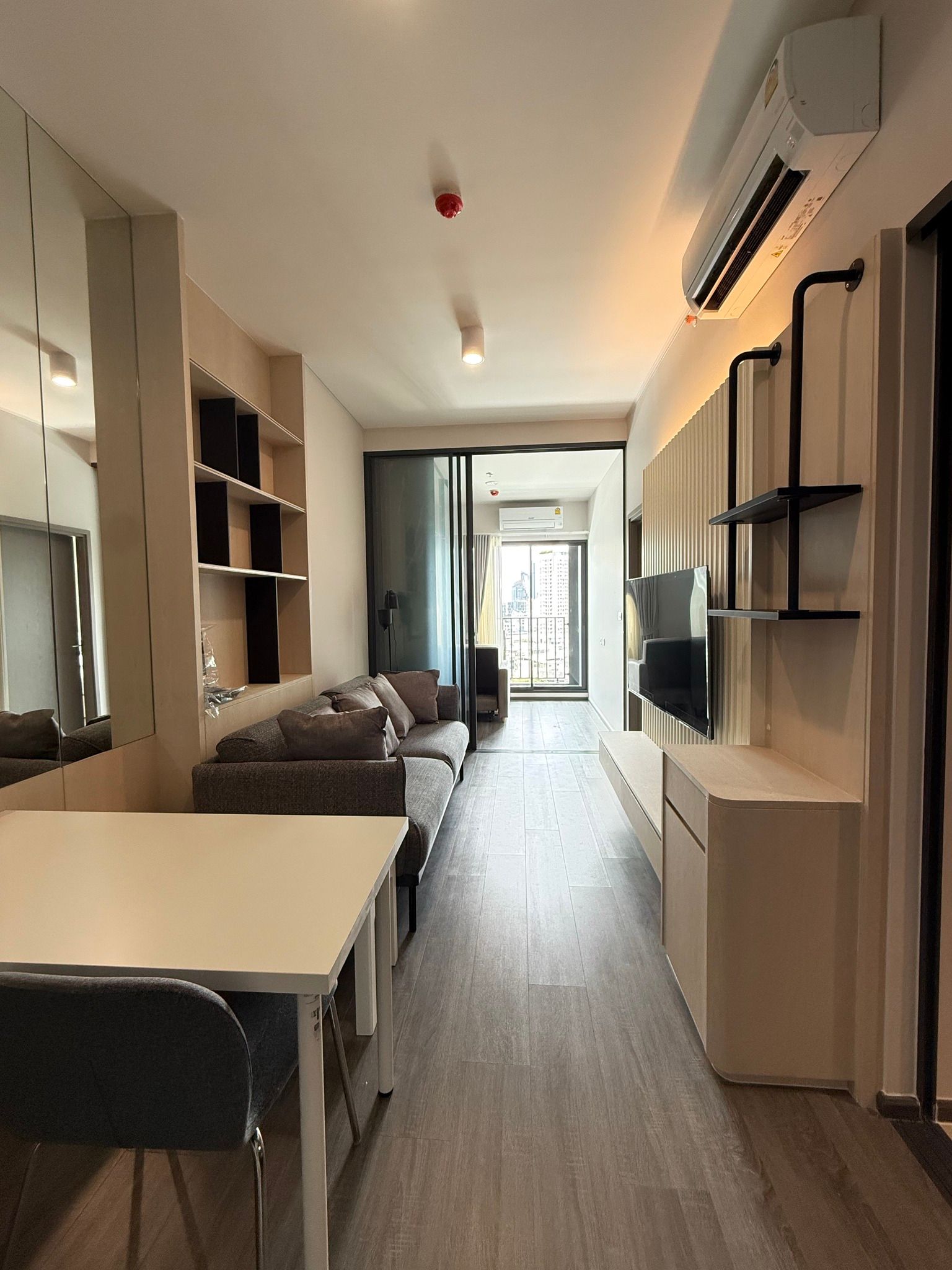 Ideo Sukhumvit - Rama 4 - Image 4