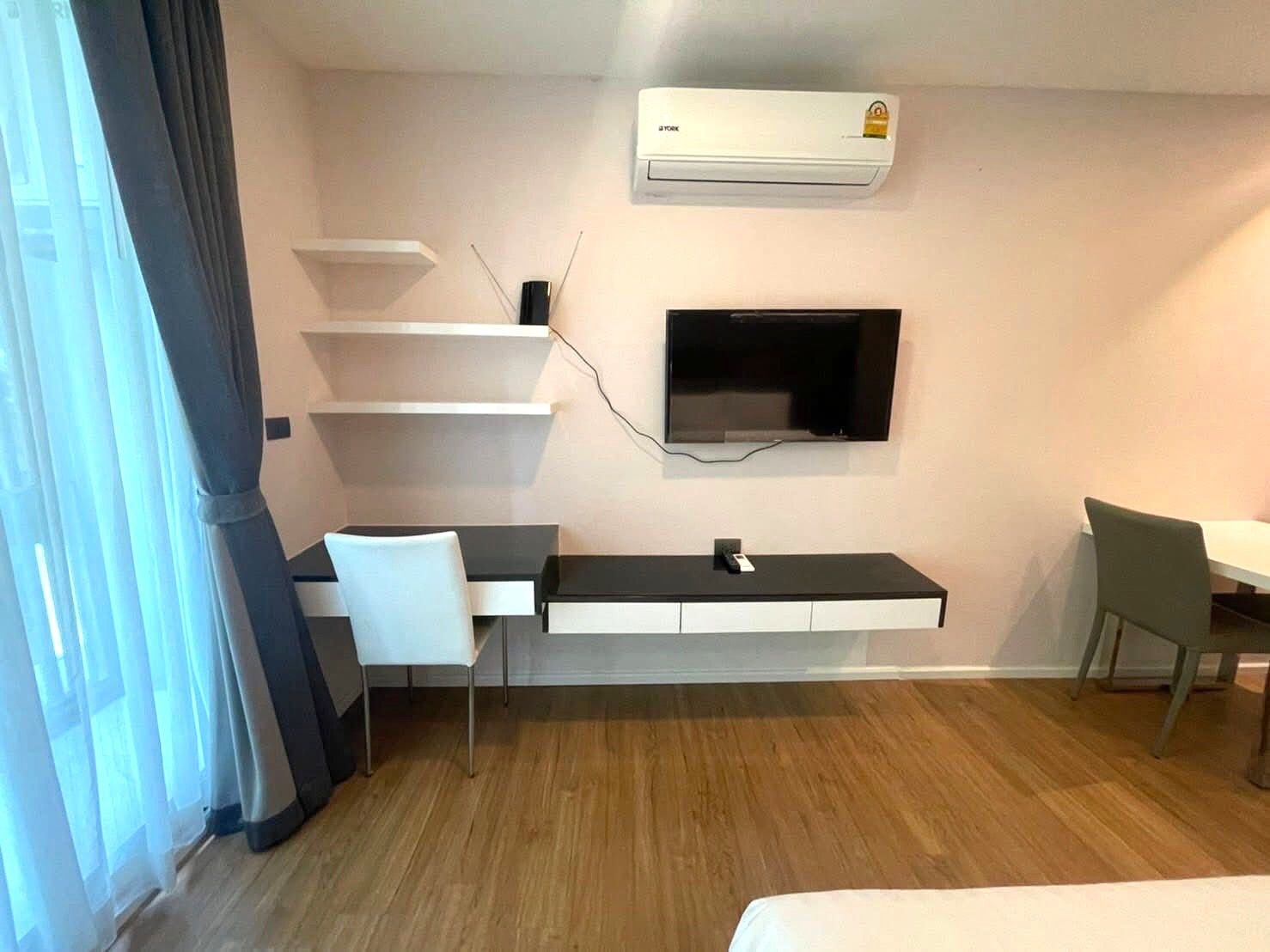 Star Hill Condo - Image 2