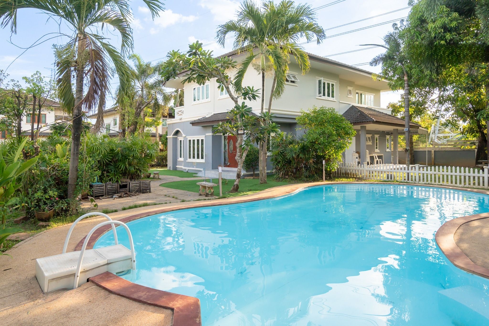 uploads/efe1bc97-da39-4732-9026-bc1cbf882b7a/fd07dfdf-0266-4e1a-8a63-615476d55c21