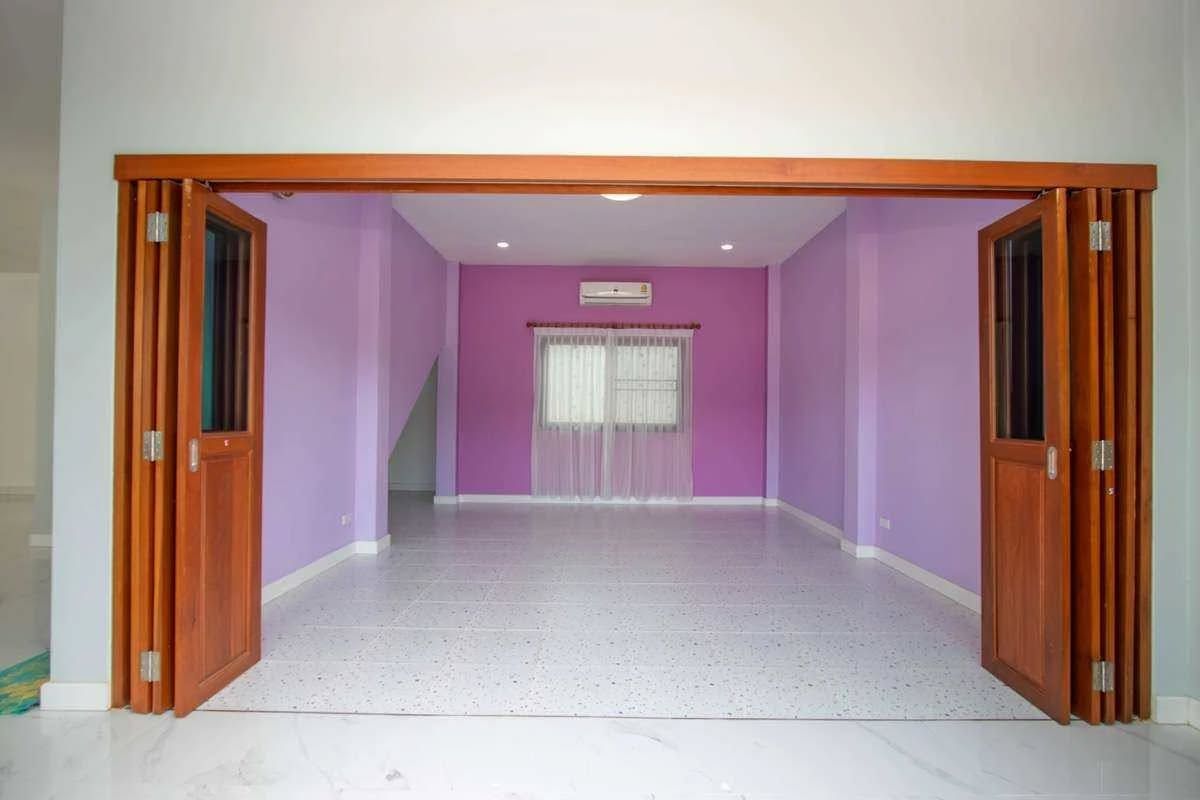 uploads/efe1bc97-da39-4732-9026-bc1cbf882b7a/fd1e690c-eb5a-465f-9b33-dd224bd27681