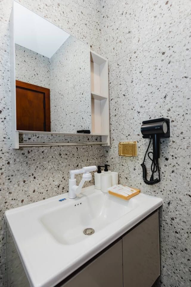 uploads/efe1bc97-da39-4732-9026-bc1cbf882b7a/ff263c6f-2129-47c8-a90d-2dd3160cf690