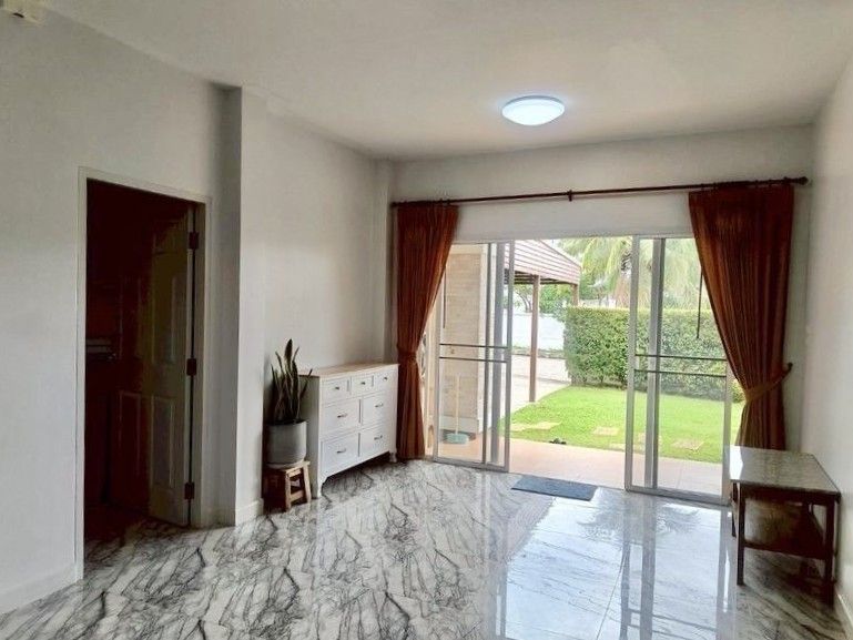 uploads/efe1bc97-da39-4732-9026-bc1cbf882b7a/ffca6506-dd7c-466e-8167-261bf90e174d