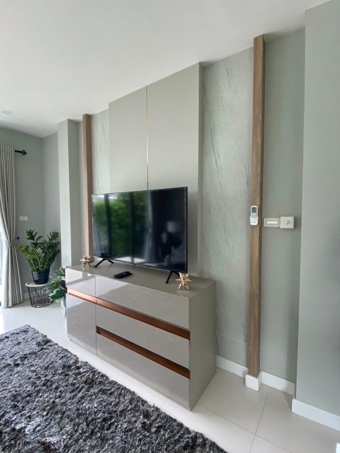 Graceland Family Residences - Image 4