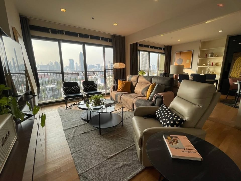 uploads/fd6bd717-700b-4a1c-8bbd-e097bbce9e68/04de78ff-6252-4bb5-b7cb-fda4fa9a668b