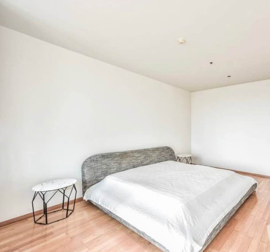 The Empire Place - Image 4