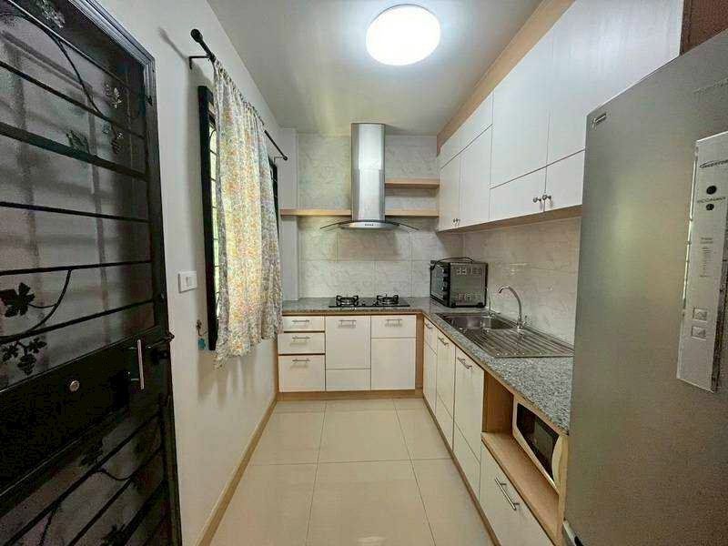 4 卧室 独立房屋 出租 在  - Image 13