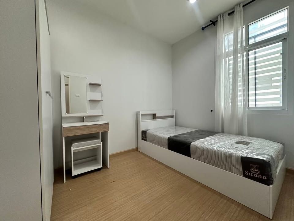 3 卧室 联排别墅 出租 在  - Image 13