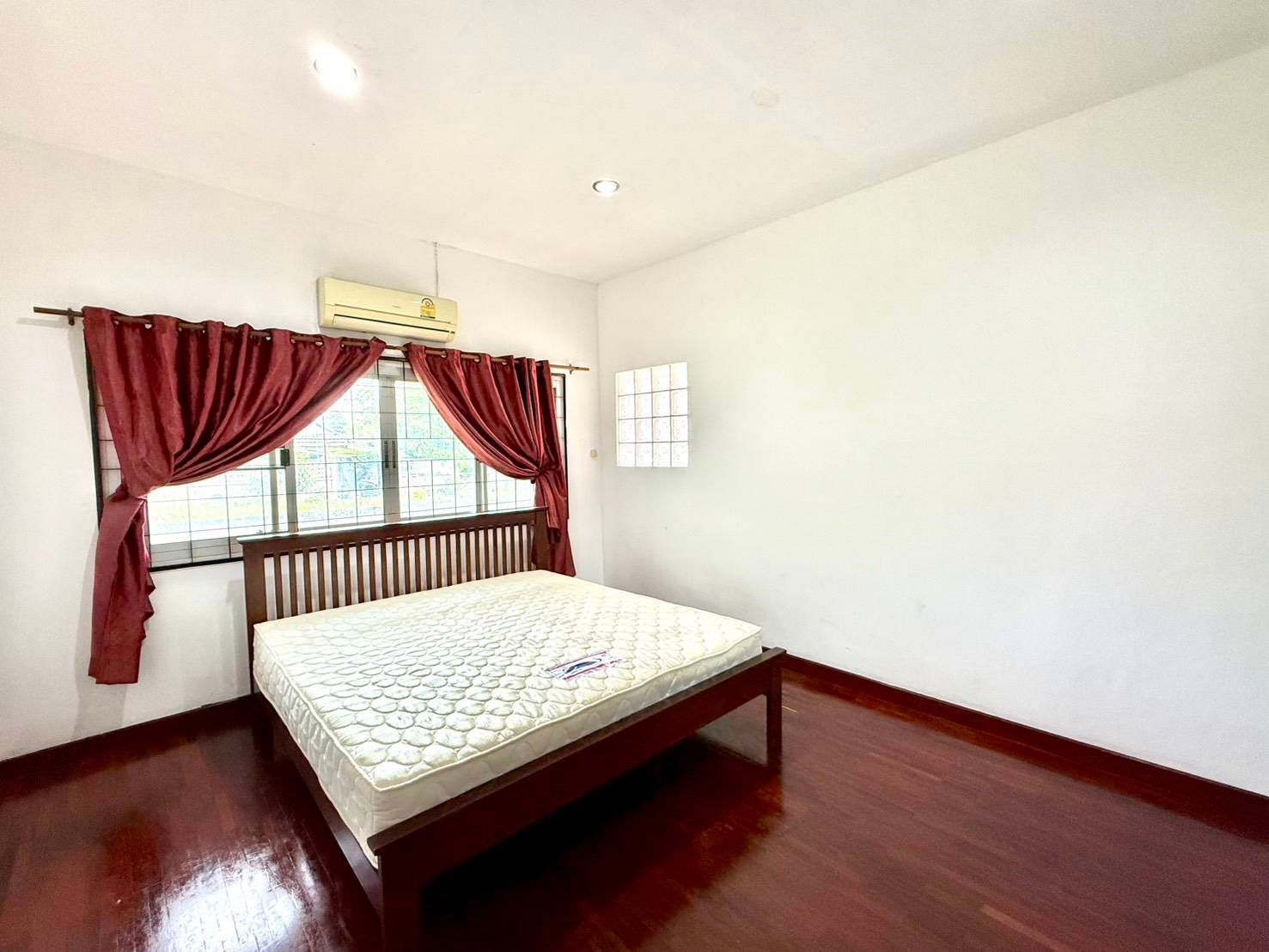 2 卧室 独立房屋 出租 在  - Image 5