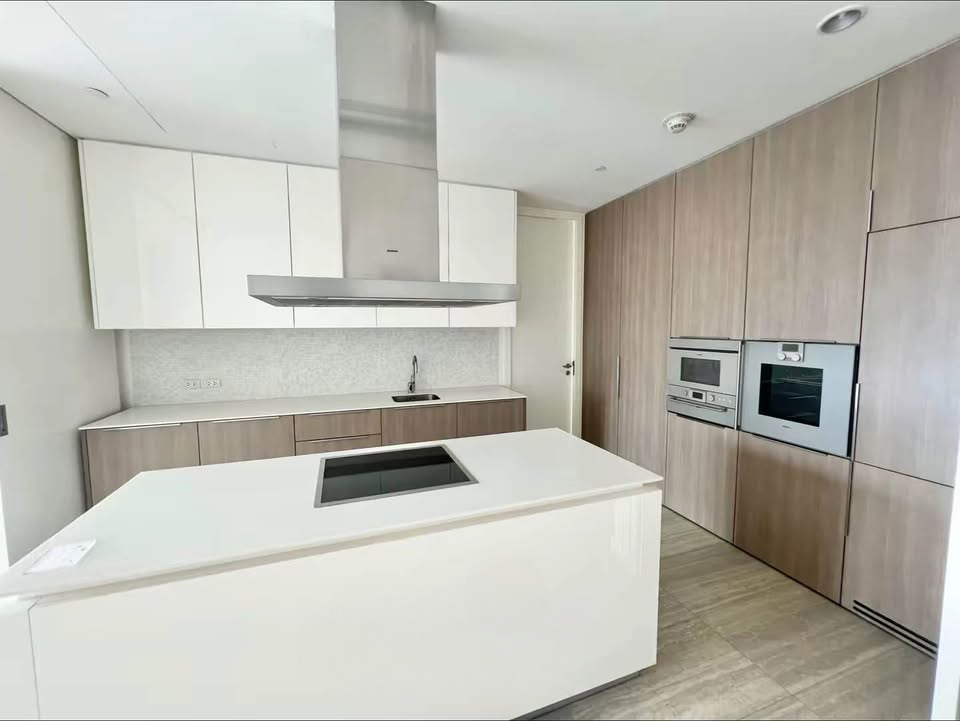 185 Rajadamri - Image 5