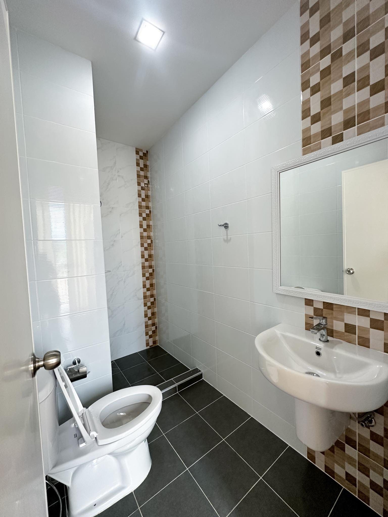 uploads/fd6bd717-700b-4a1c-8bbd-e097bbce9e68/13299b3c-ed95-4fe8-98db-9b01ad104ce9