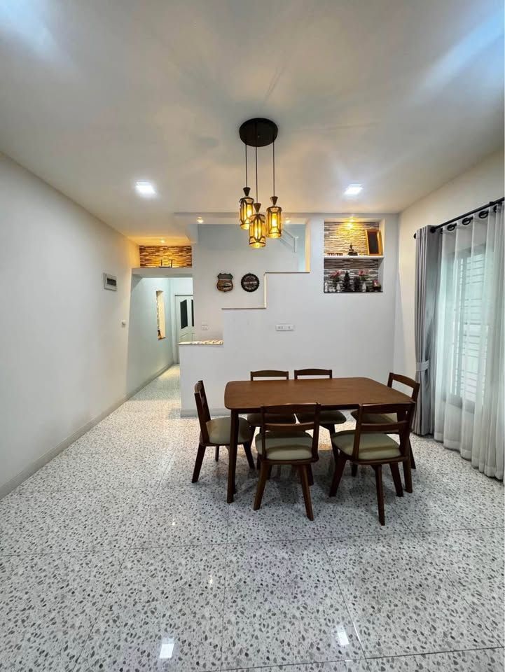 3 Bedroom Townhouse For Rent in San Phak Wan, Hang Dong, Chiang Mai - Image 7