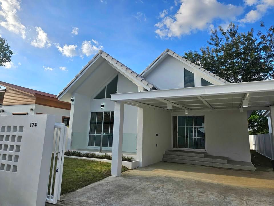 3 ห้องนอน บ้านเดี่ยว สำหรับขาย ใน สบแม่ข่า, หางดง, เชียงใหม่ - Image 1