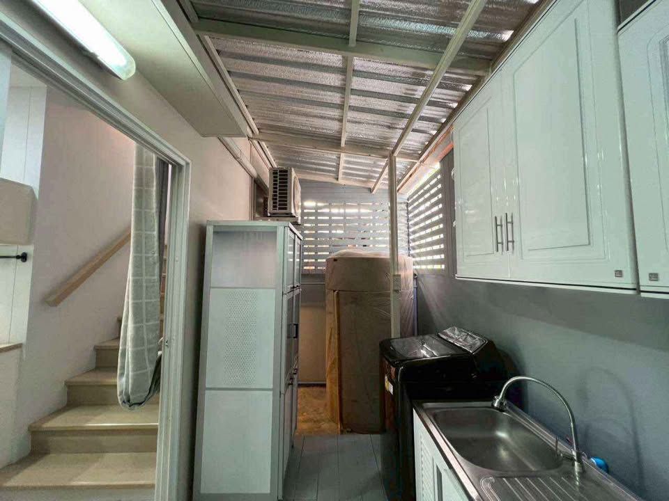 2 卧室 联排别墅 出租 在  - Image 13