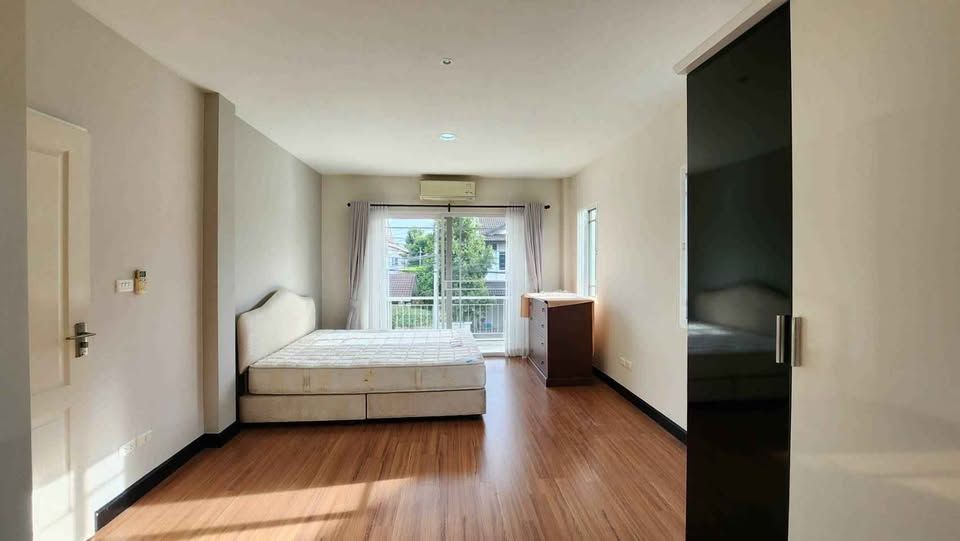 uploads/fd6bd717-700b-4a1c-8bbd-e097bbce9e68/1942dae6-ef01-4ded-a984-599767eb1edf