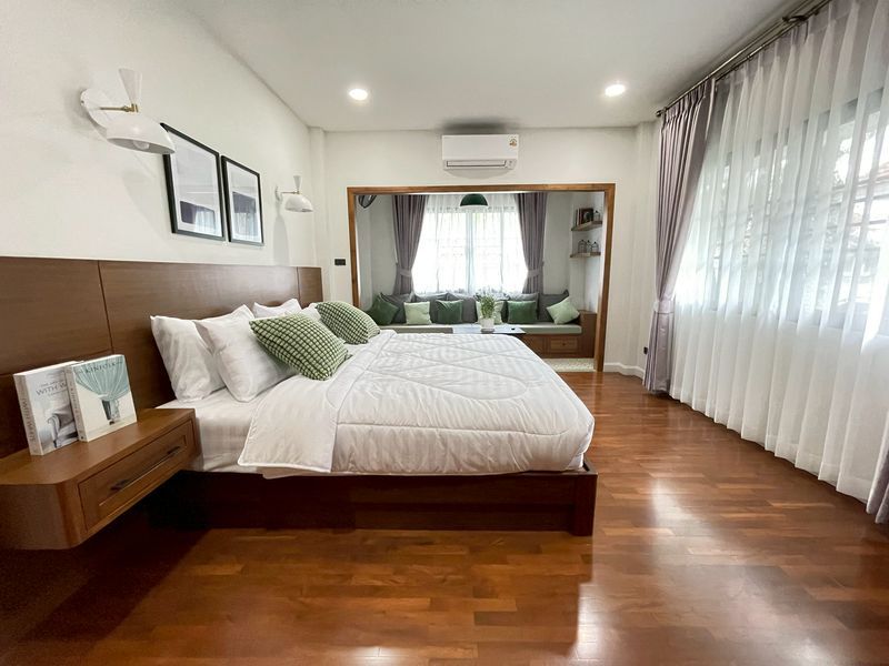 5 卧室 独立房屋 出售 在  - Image 15