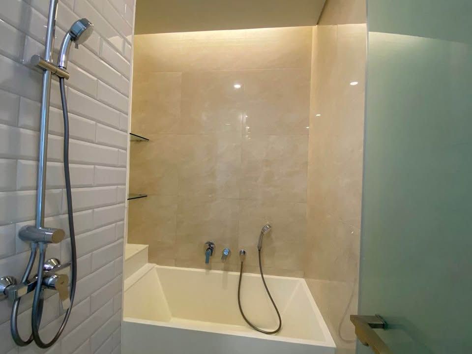 Siamese Exclusive Sukhumvit 42 - Image 11